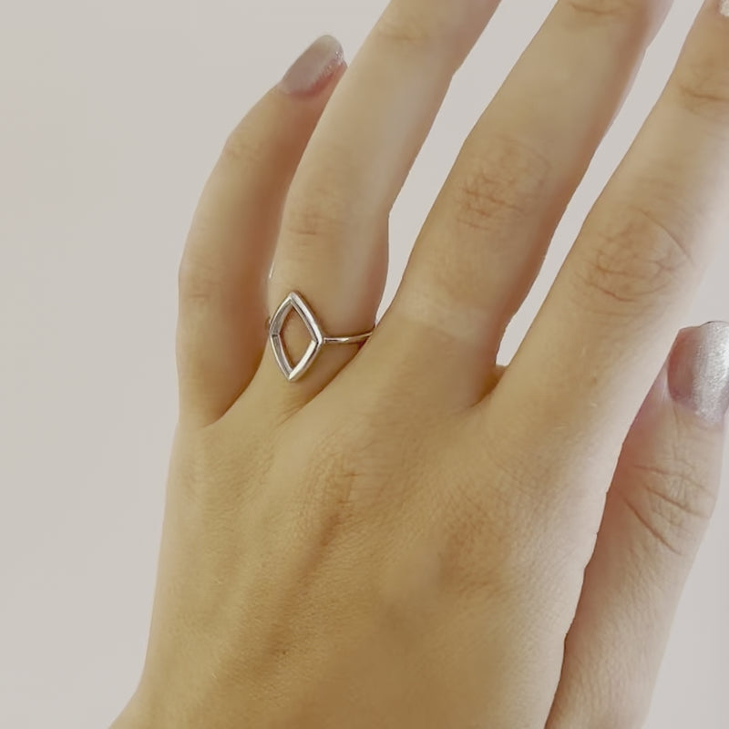 Video of Sterling Silver Versatile Diamond-Shape Ring, Compass - Juraster