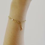 Video of Touchstone Bracelet - Pearl/Gold