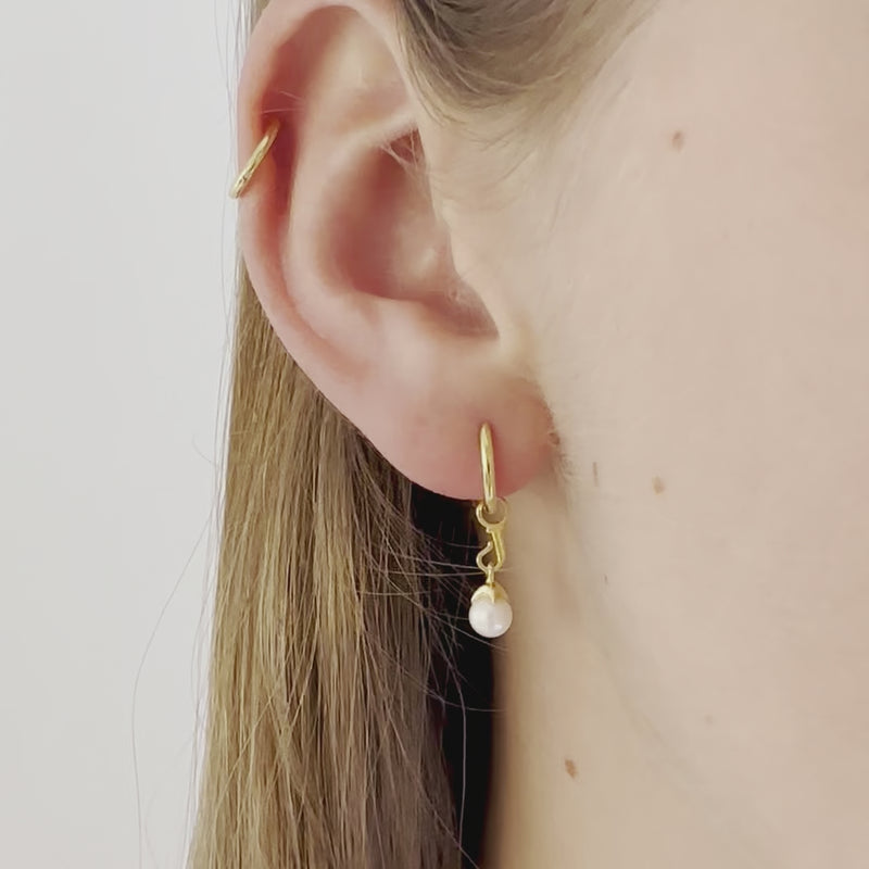 Video of Anchor Hoop - Gold