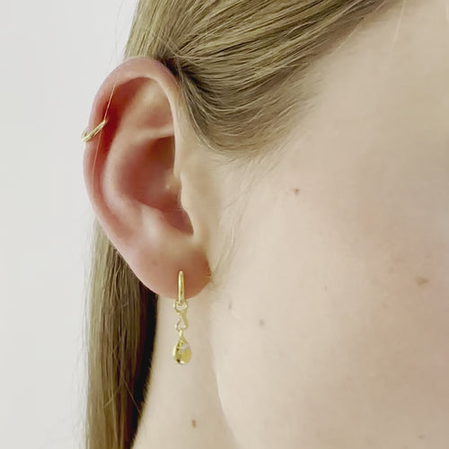 Video of Star-Drop Charm with Diamond - Gold